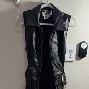 Black Sleeveless Jacket